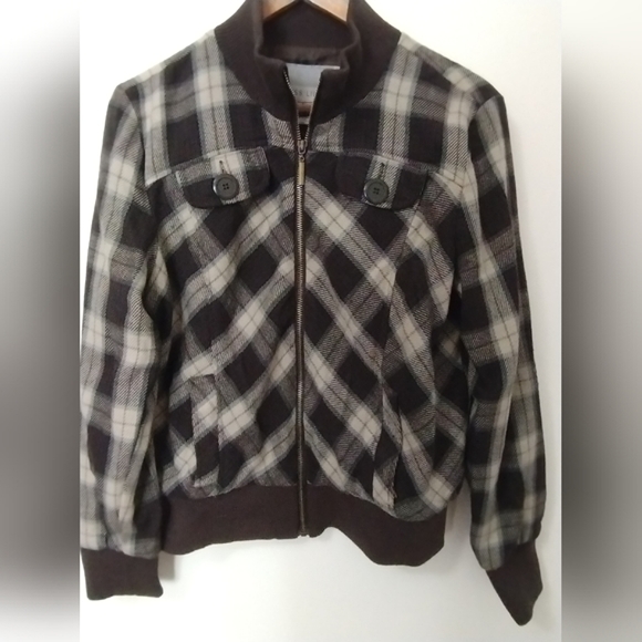 Plaid Bomber Jacket - Picture 6 of 11